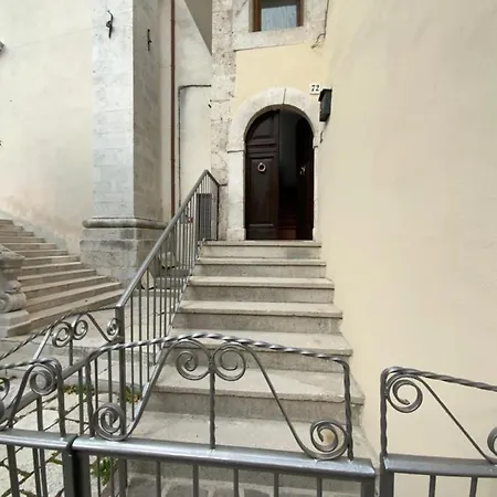 A Casa Di Carla Apartment Castel Di Sangro